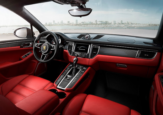 Porsche Macan interior