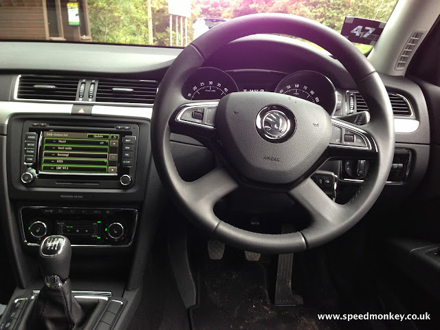 Skoda Superb Elegence Greenline III Estate interior