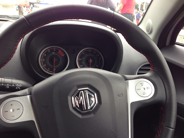 MG3 dash