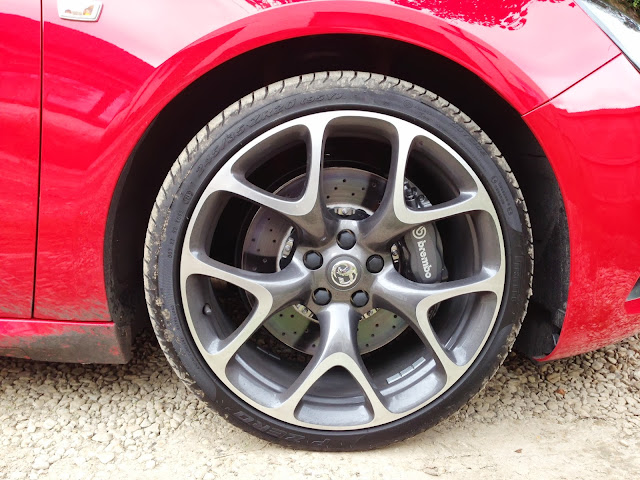 Vauxhall Astra VXR brakes