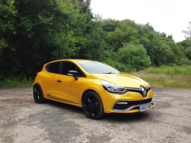 Renaultsport Clio 200 Turbo yellow